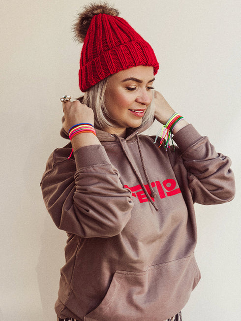 Beanie aus dickem Strick und Kunstfell